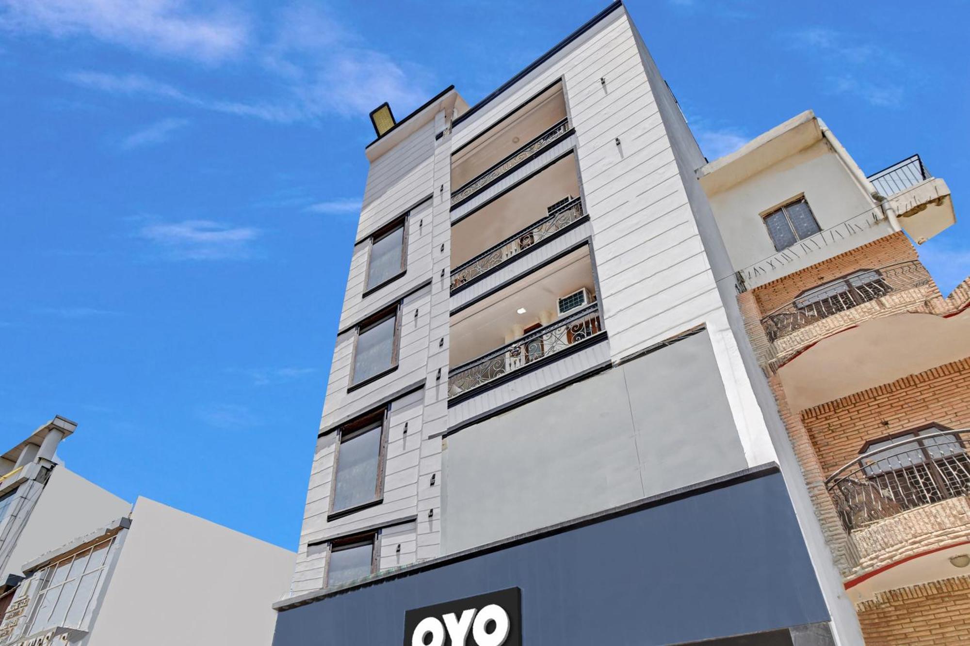 Hotel O Sai Kripa Stay ニューデリー エクステリア 写真